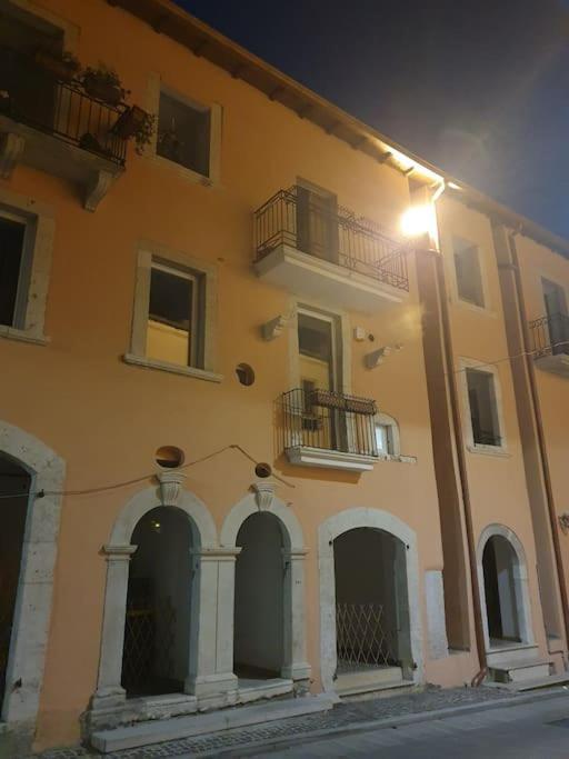 Casa Vacanze Donna Lucia Castel Di Sangro Luaran gambar